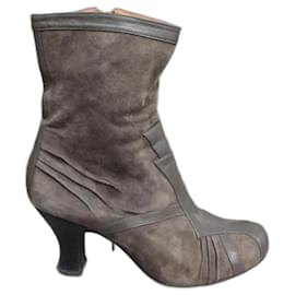 Botines Chie Mihara Taupe de Cuero y Ante 38
