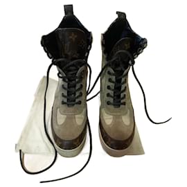 Louis Vuitton Laureate Stiefeletten beige Nylon Größe 37
