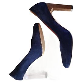 Michel Vivien Pumps aus Samt in Marineblau Größe 40