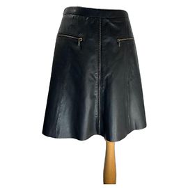 Falda biker Zoe A Line Karl Lagerfeld de cuero de cordero negro