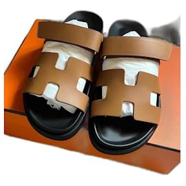 Sandales Hermès Chypre en cuir marron