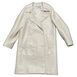Abrigo Courreges de vinilo crema