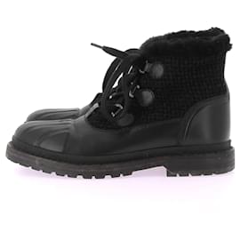 Stivaletti Chanel T.EU 38.5 Pelle