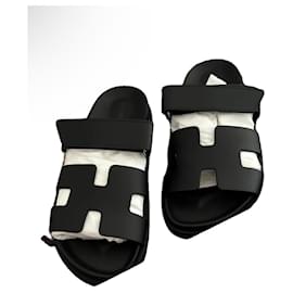 Sandali Hermès Cyprus in pelle nera