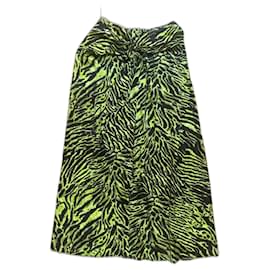 Vestido Ganni de seda verde
