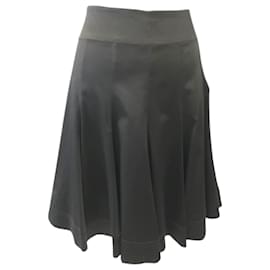 Falda Negra con Vuelo - Autre Marque