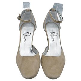 Castaner Tacchi Castañer in Camoscio Beige