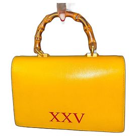 Borsa a mano Gucci Ottilia in pelle gialla