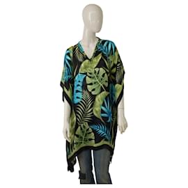 Autre Marque MC2 Saint Barth Mehrfarbige Seiden Tunika Bluse mit Blumenmuster
