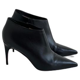 Christian Louboutin Schwarz Größe 39