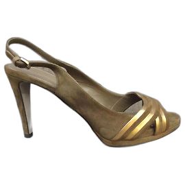Sapatos de Salto Sergio Rossi Dourados e Castanho Claro