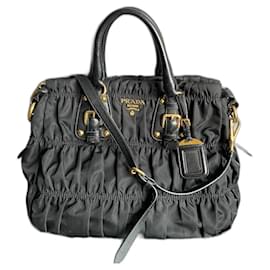 Borsa Tote Prada Tessuto Nylon Gaufre Nera