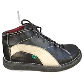 Botines Kickers de cuero negros y blancos - Autre Marque