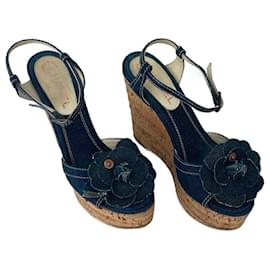 Chanel Plateau Sandalen aus Denim mit Camellia Blau