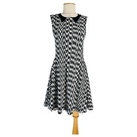 Vestido Kenzo de punto pata de gallo blanco y negro