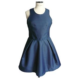 Vestido de cóctel MAJE Boule azul noche, estado nuevo, talla 3.