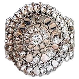 Chanel Bracciale a Fascia Fiore in Pâte de Verre Trasparente