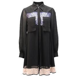 Alexander Mcqueen McQ by McQueen – Ausgestelltes Oberhemd aus schwarzer Seide mit kontrastierendem Spitzenbesatz