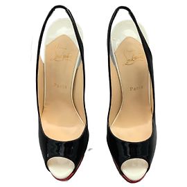 Sandali Christian Louboutin in vernice nera