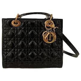 Sac à main Lady Dior cuir verni noir taille moyenne