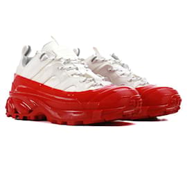 BURBERRY - Arthur Burberry Sneakers aus weißem Canvas und rotem Kunststoff (T37)