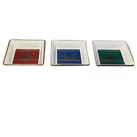 Set di tre vassoi portagioie Cartier Panther in ceramica