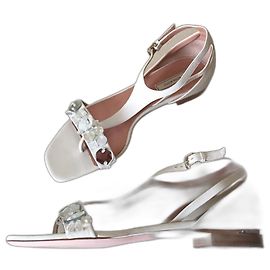 Nina Ricci Ledersandalen Weiß