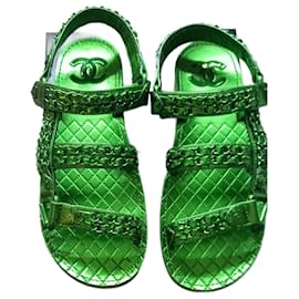Sandali Chanel in pelle verde taglia 38