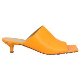 Mule stretch arancione Bottega Veneta