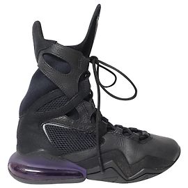 Nike Women's Air Max Box 'Nero Grande Viola' AT9729 005