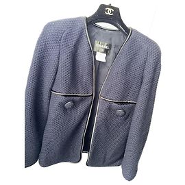 Abrigo Chanel de lana azul marino