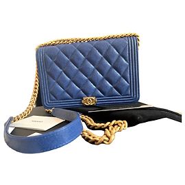 Chanel Wallet On Chain in pelle cavia blu