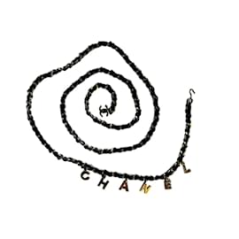 Schwarzer Leder- und Silberketten-Gürtel von Chanel - Chanel-Logo