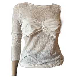 Top de encaje Louis Vuitton crema