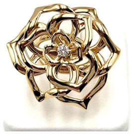 Anello in oro con diamante a forma di fiore per donna Piaget