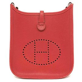 Hermès Sac à épaule Pochette en cuir rouge Hermes Evelyn TPM