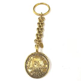 Portachiavi charm vintage Chanel 31