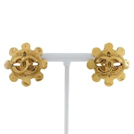 Orecchini Clip Coco Mark di Chanel