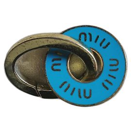 Miu Miu Taschenanhänger aus Emaille Blau Gold