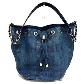 Borsa a spalla in pelle di rafia Chanel A57536