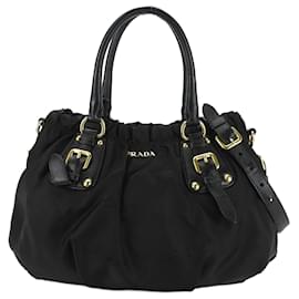 Borsa a mano Prada nera in nylon e pelle
