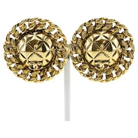 Orecchini a clip in oro vintage Matelassé di Chanel