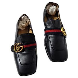 Gucci Peyton GG Sylvie Mocassino Nero Con Borchie Perlate Taglia 37