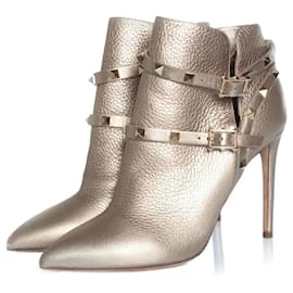 Botas de cuero Rockstud de Valentino Garavani