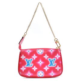 LOUIS VUITTON - Bolsa de Accesorios Mini Louis Vuitton Edición Limitada en Cuero Patente Rosa