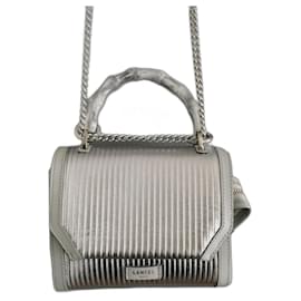 Borsa Lancel Ninon in pelle argentata