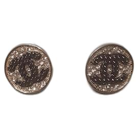 Orecchini Chanel in metallo argento