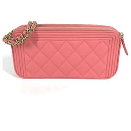 Borsa a spalla in pelle caviar Chanel Boy
