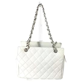Borsa a spalla trapuntata con catena Chanel