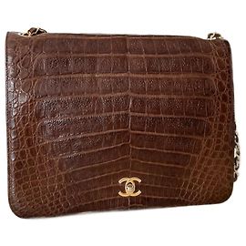 Borsa a spalla Chanel in pelle di alligatore, circa 1986.